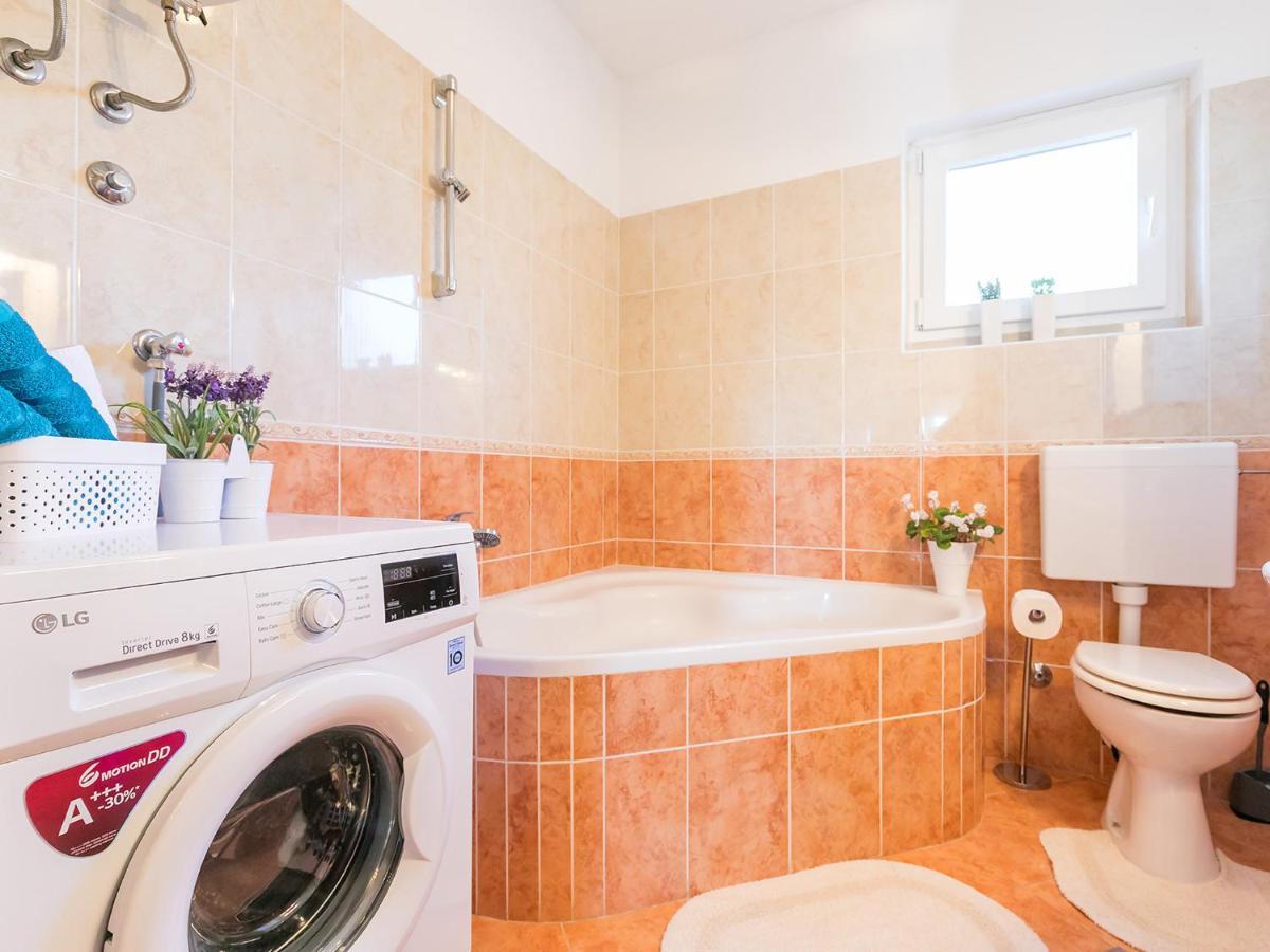 بوريتش Holiday Appartment Tessa المظهر الخارجي الصورة