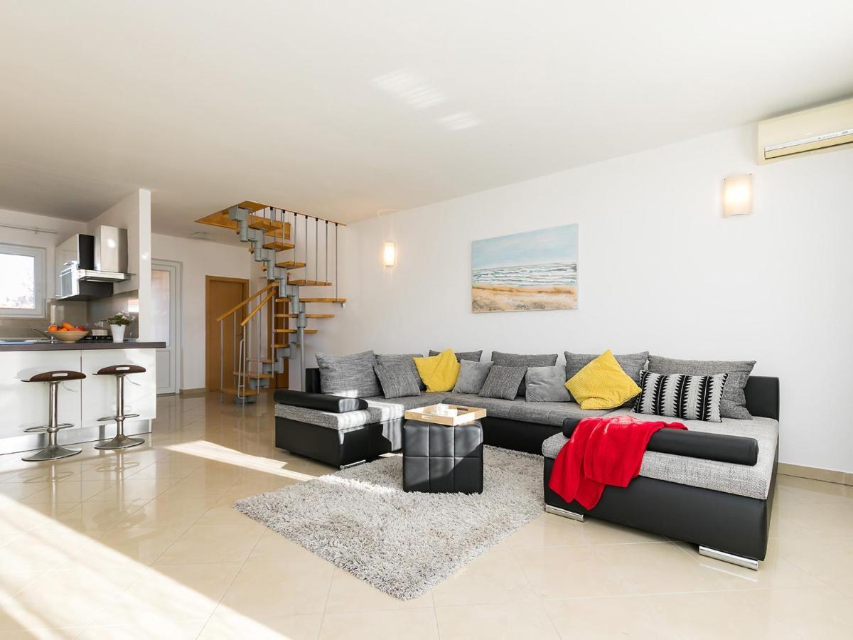 بوريتش Holiday Appartment Tessa المظهر الخارجي الصورة